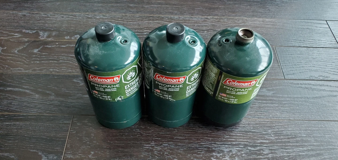 Coleman portable grill + 3 propane cylinders - photo 5