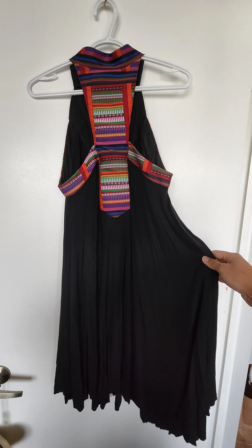 Black flowy dress (M) image indicator(4)
