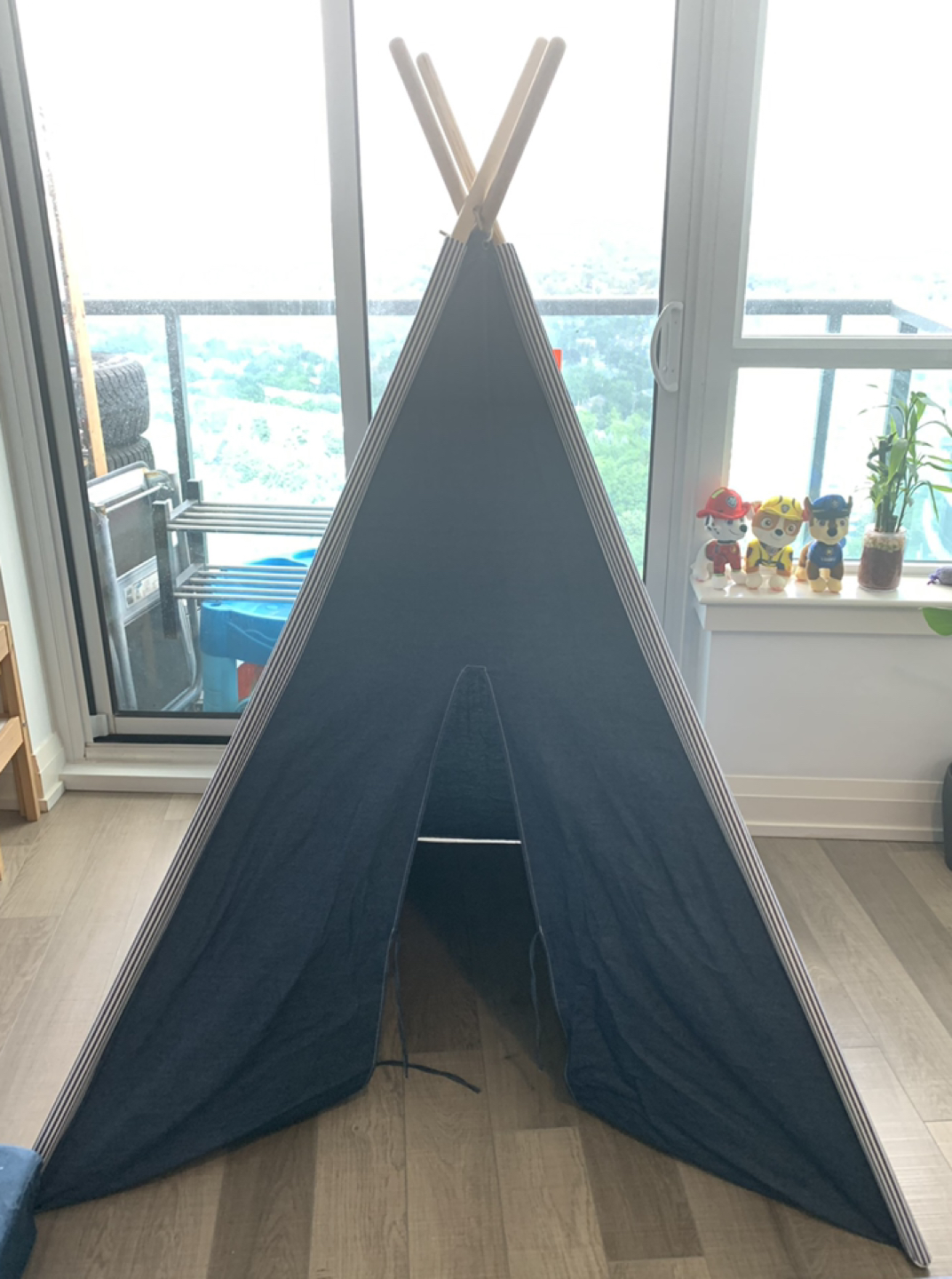 Play tent