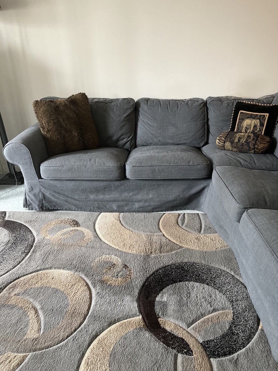 Sectional Couch - photo 2