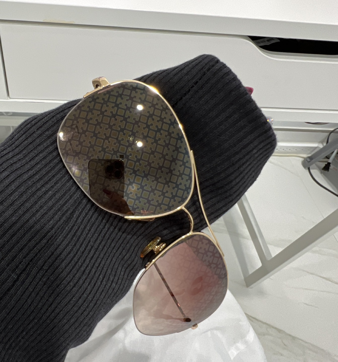 Authentic Tory Burch sunglasses - photo 3