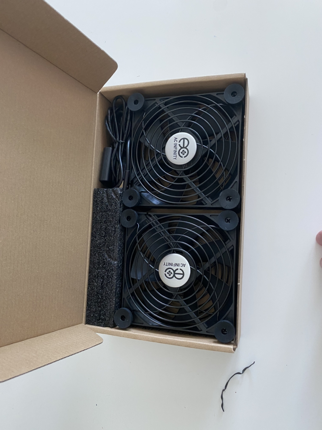AC Infinity MULTIFAN S7, Quiet Dual 120mm USB Fan thumbnail