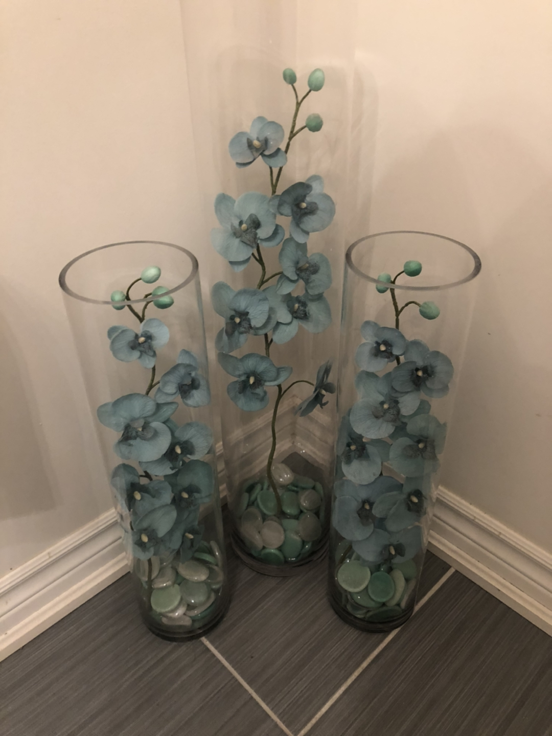 Glass vase with flowers
