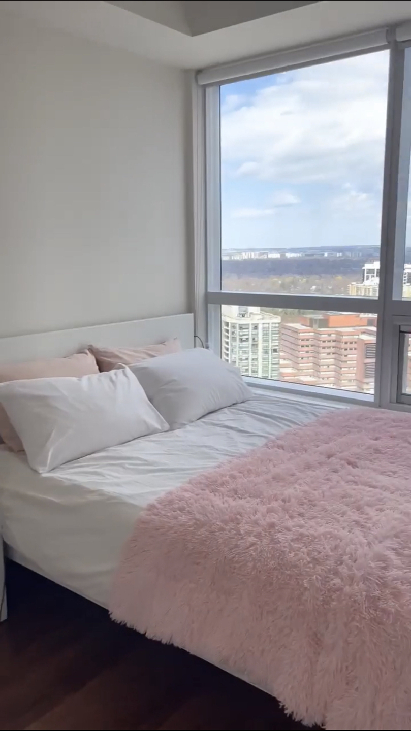 Queen bed package - please read full description