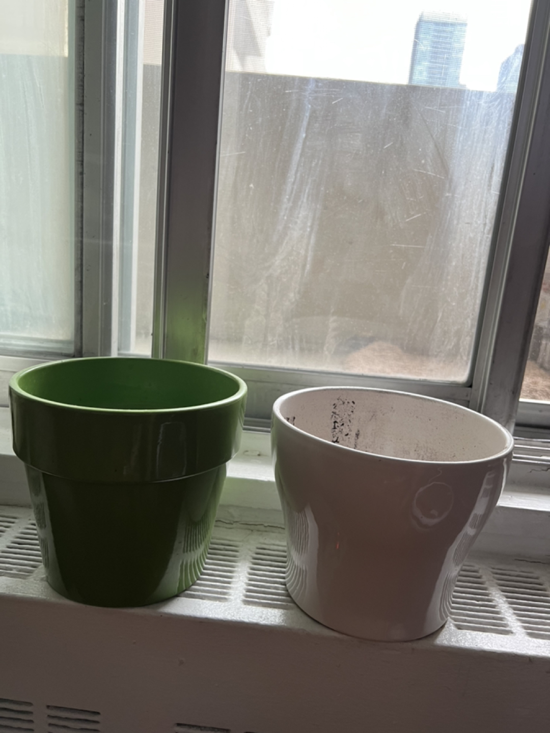 PLANT POT in green and white (buy 1 get 1) thumbnail
