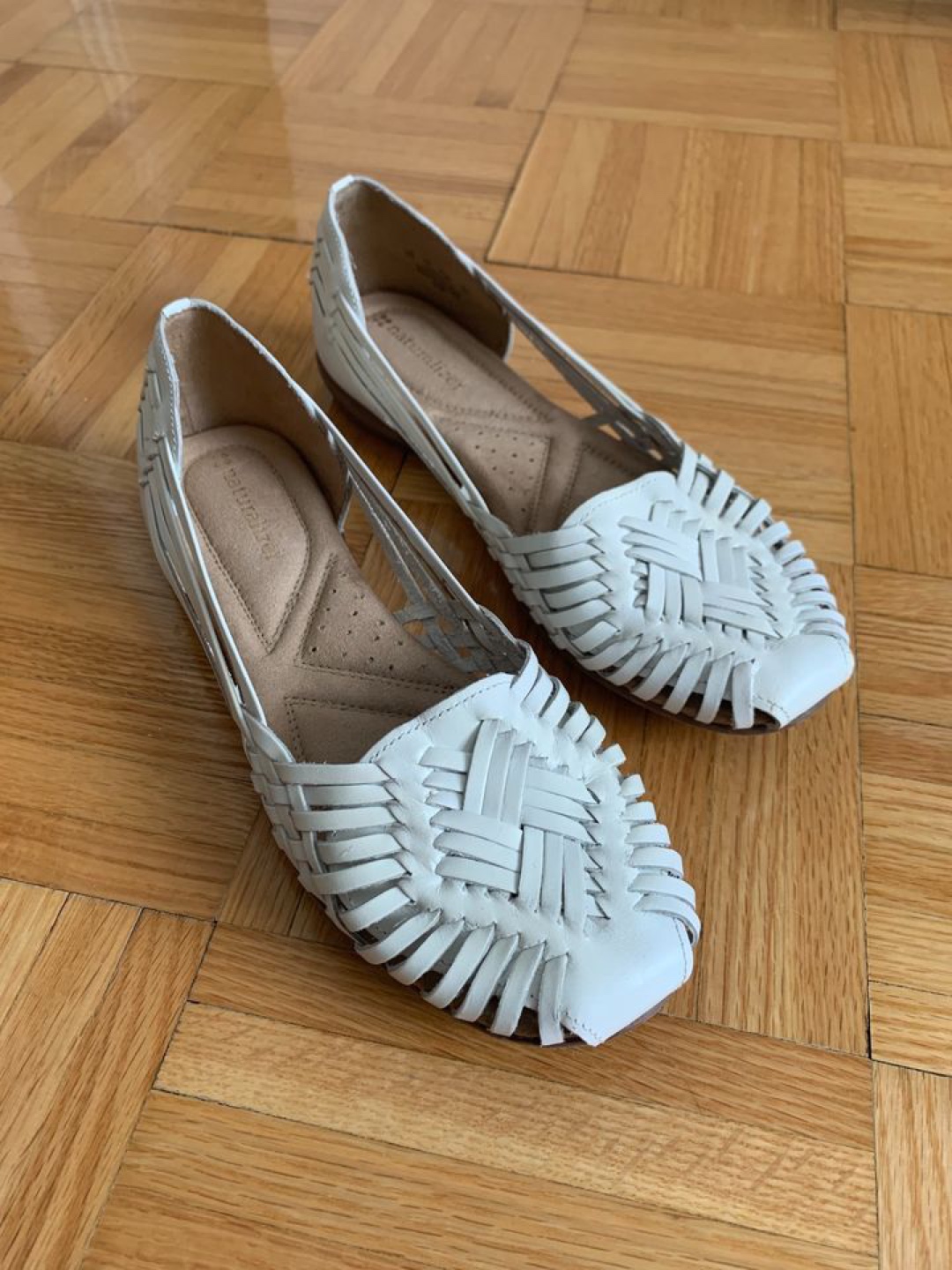 Naturalizer Leather Sandals White s8 Gobi thumbnail