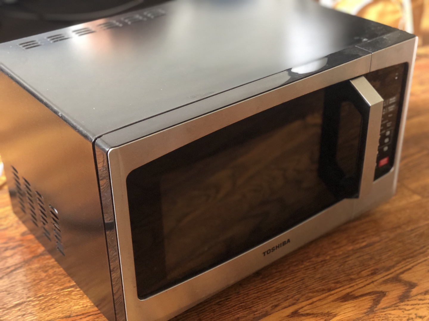 Toshiba Microwave - photo 2