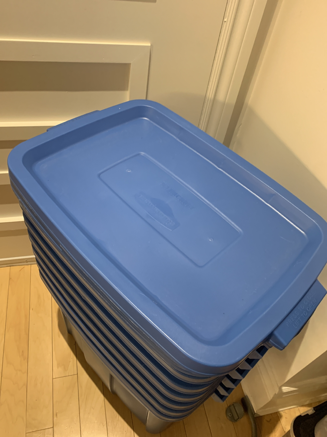 68.1 L Rubbermaid Totes - 8 Available - photo 3