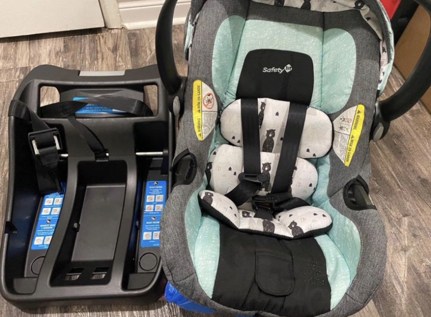 Safety 1st Smooth Ride Travel System (Car seat & Stroller)
