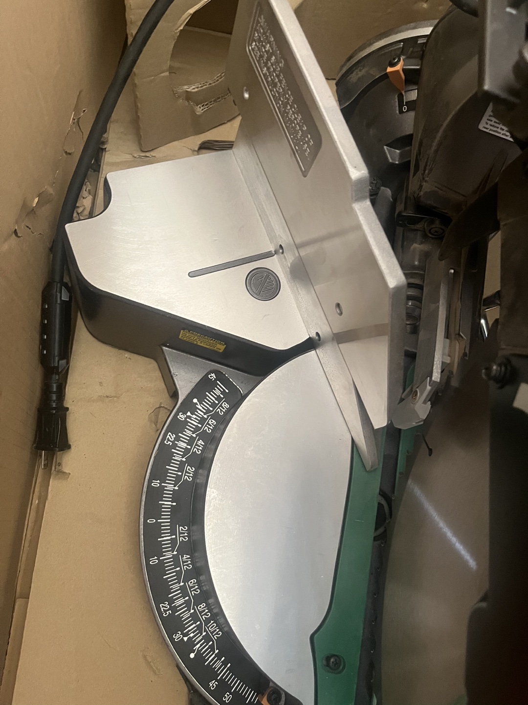 Metabo HPT Sliding Compound Miter Saw, 12-Inch Blade - photo 4