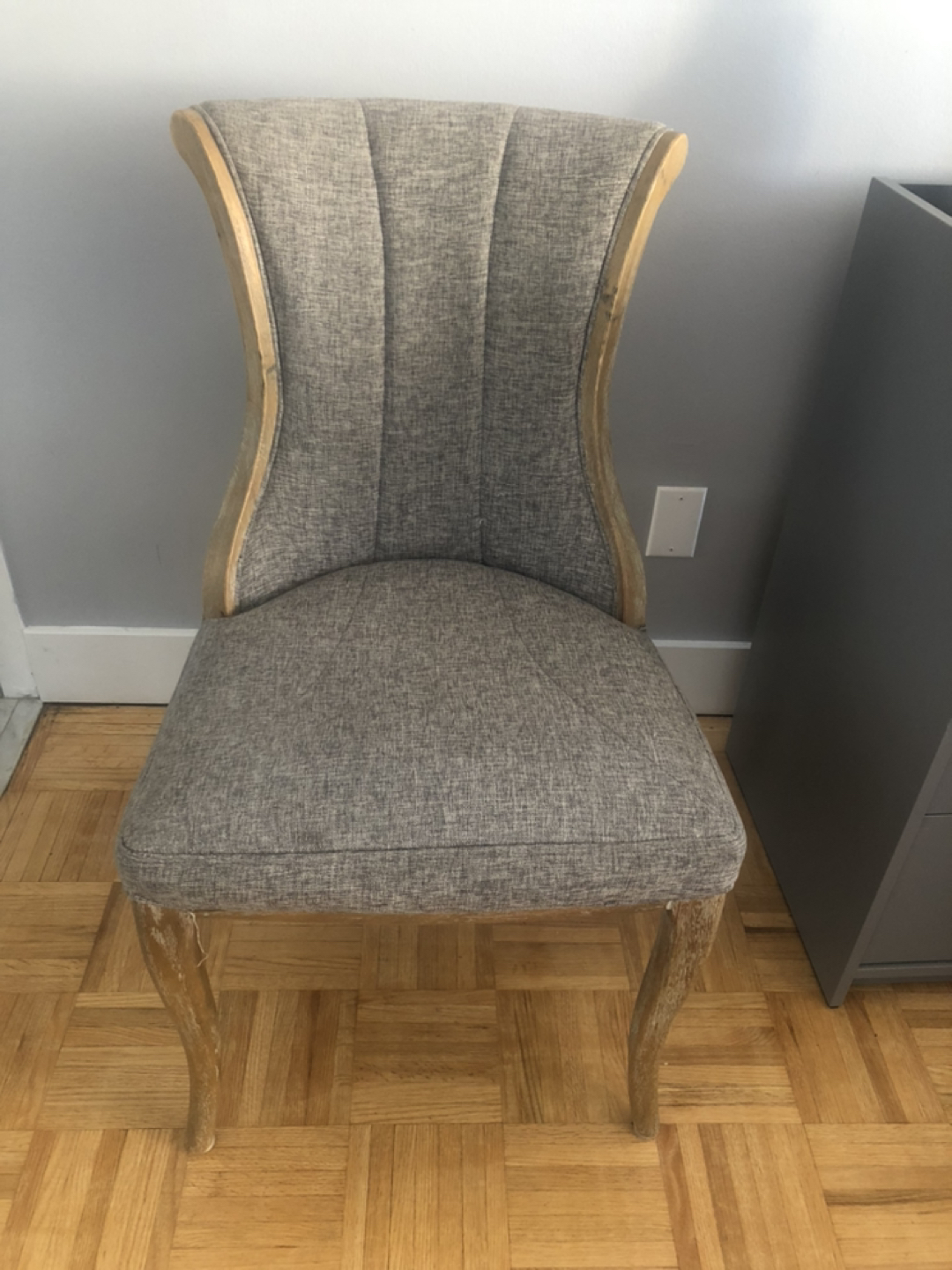 MOVING SALE - Homesense Accent Chair
