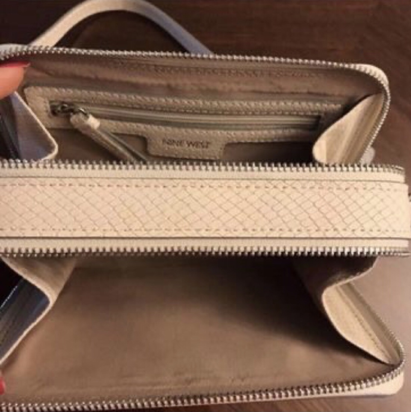 Crossbody - photo 2