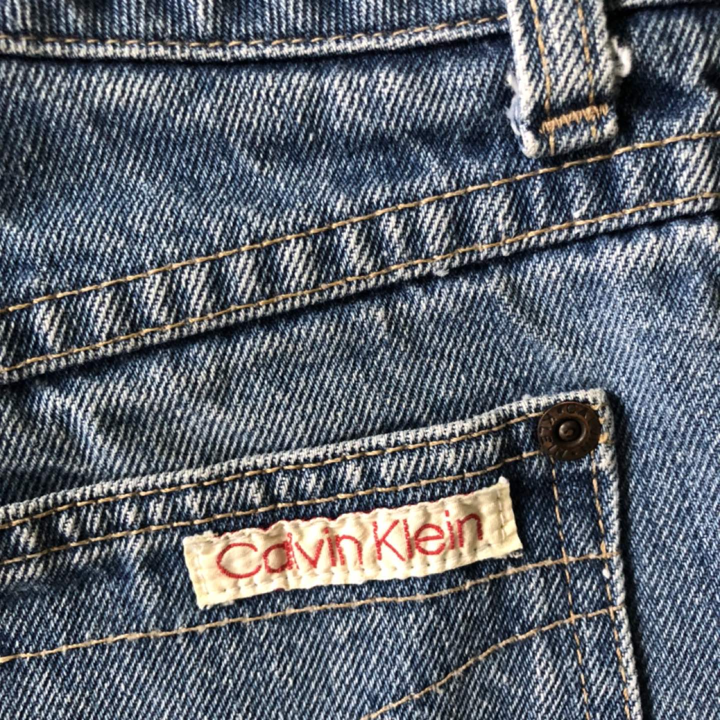 Vintage Calvin Klein Shorts XS image indicator(3)