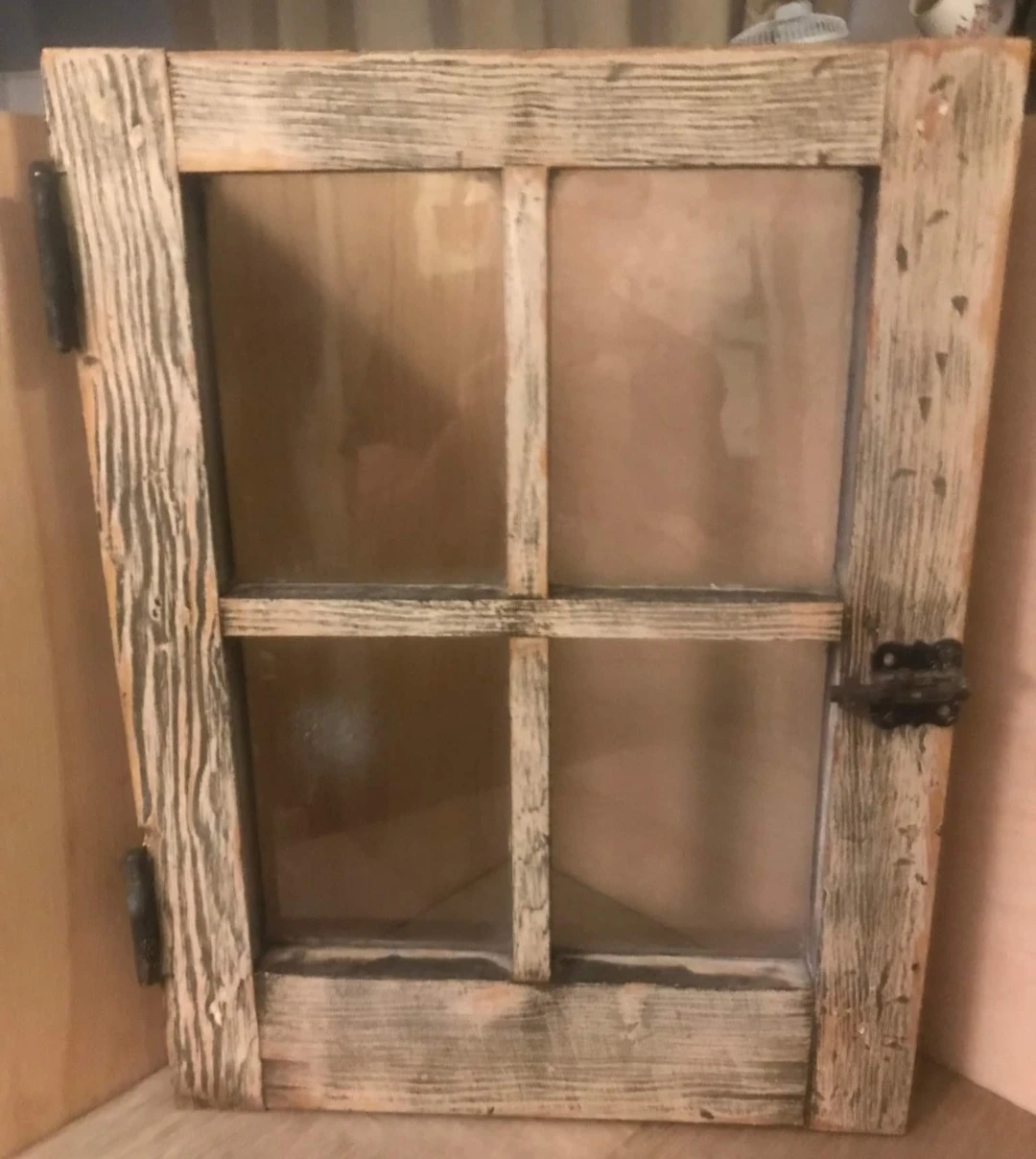 ANTIQUE RUSTIC WOOD 4 PANE WINDOW thumbnail