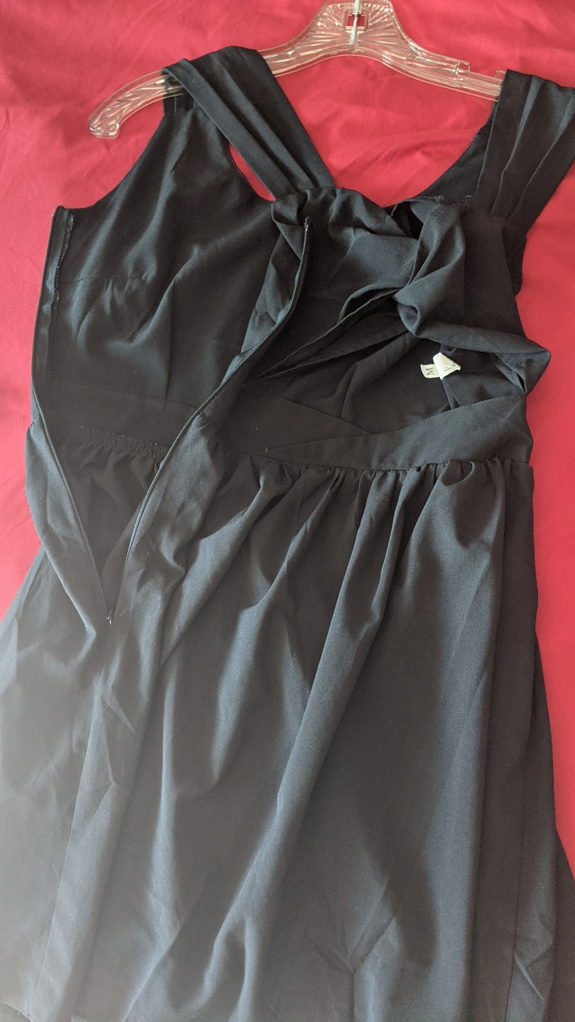 Black Dress with cutout back size medium image indicator(5)