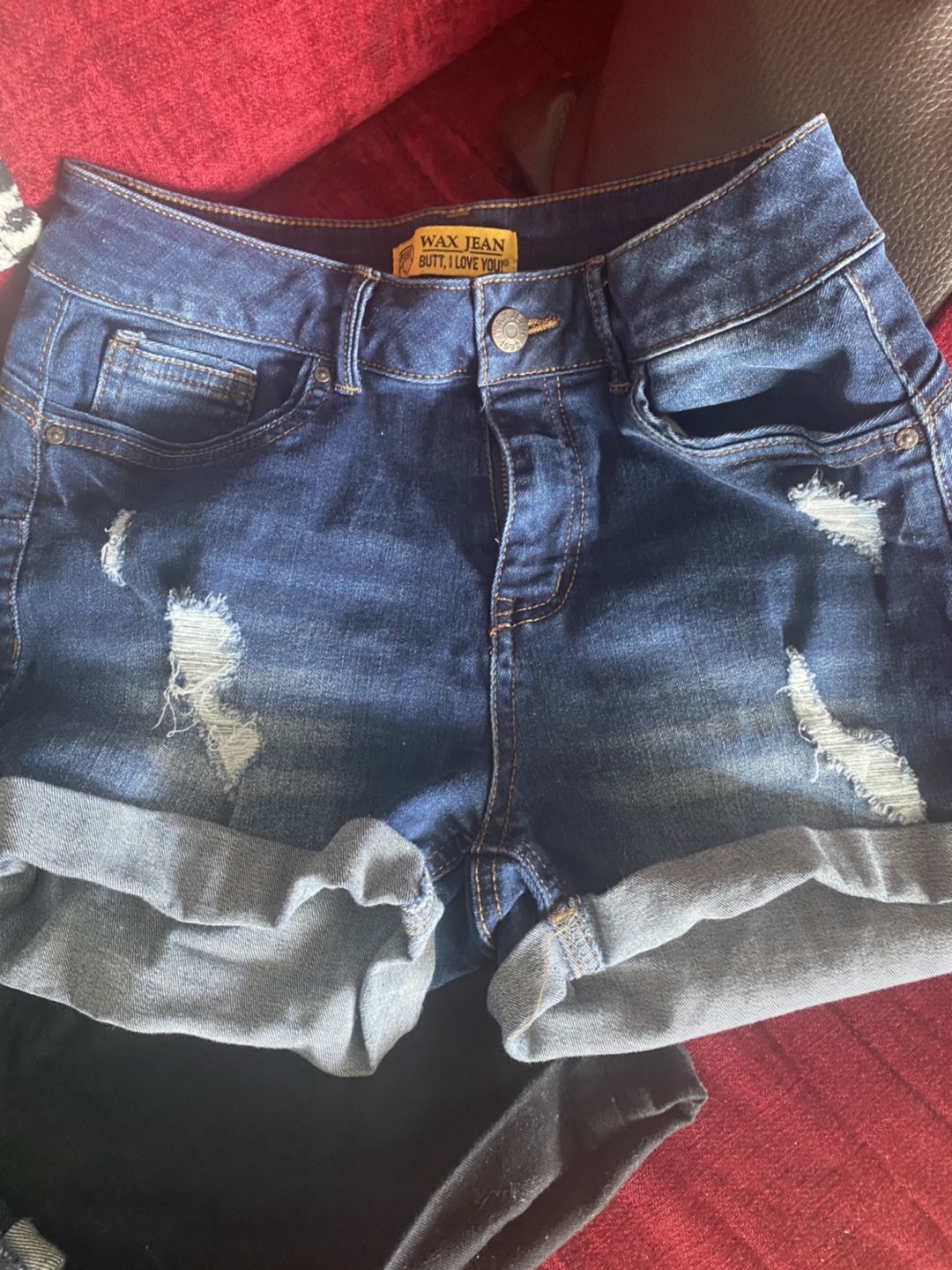 Denim short shorts image indicator(2)