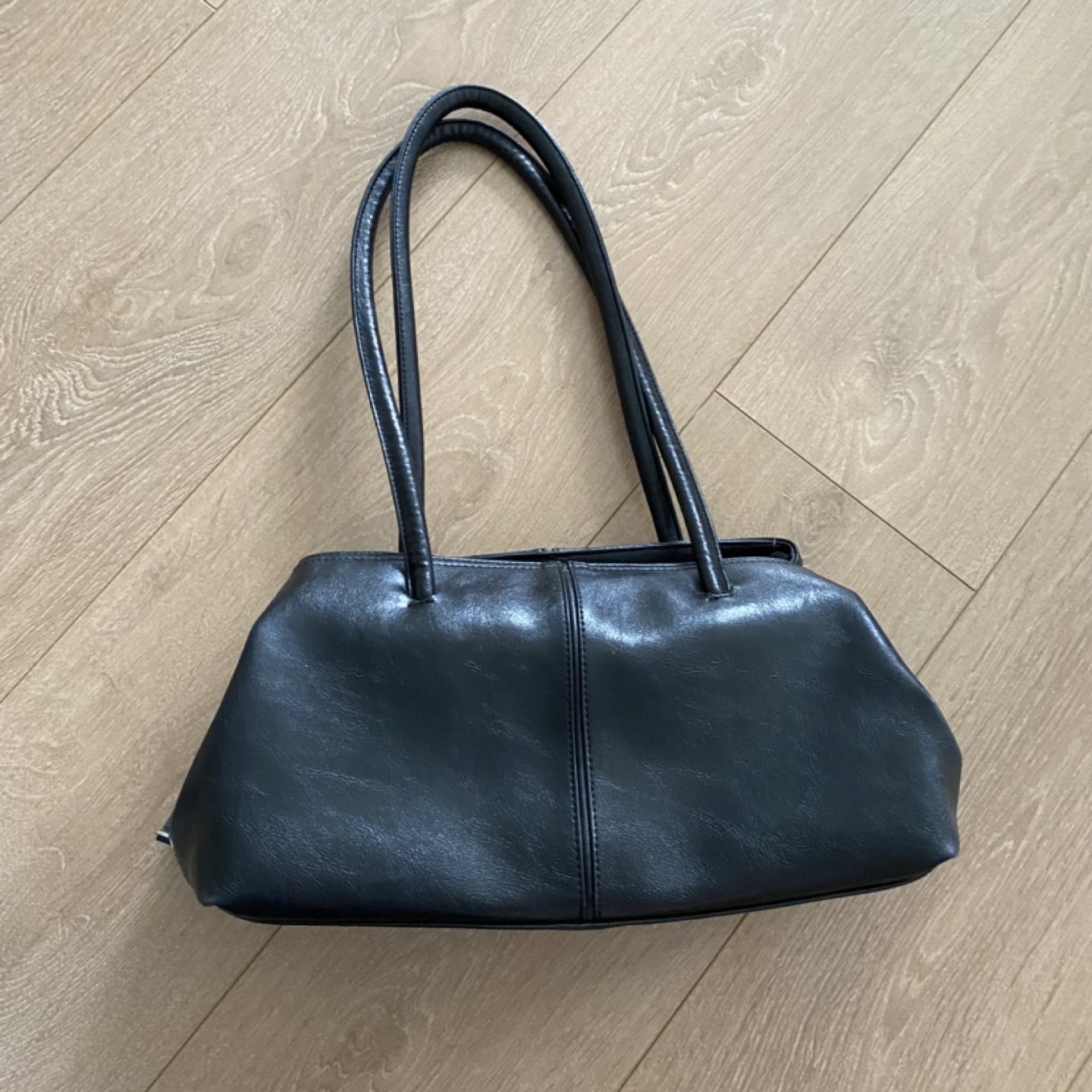Vintage Pleather Purse thumbnail