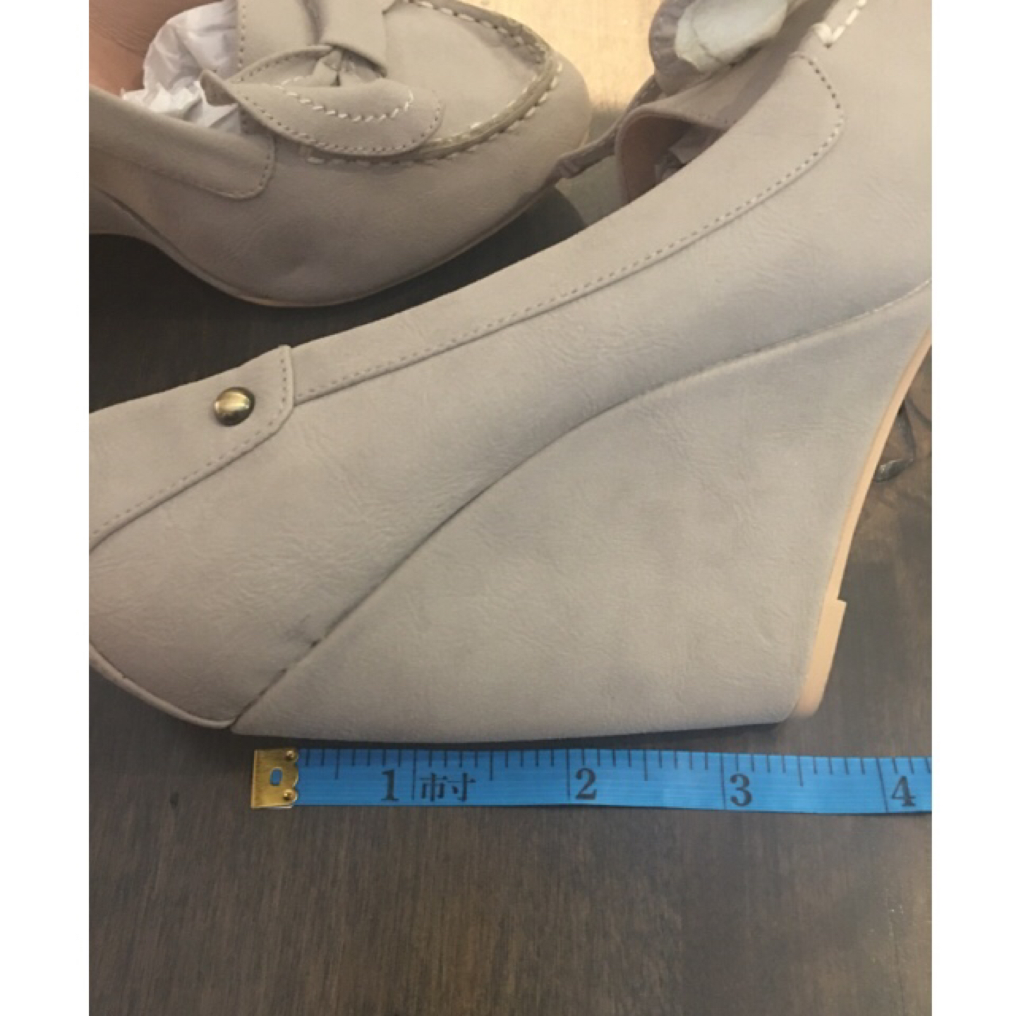 Lovely People Wedges image indicator(6)