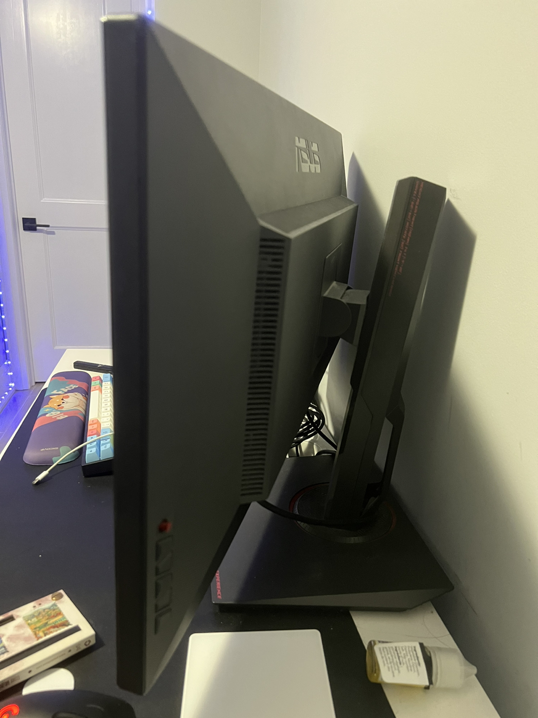 Gaming monitor / skate board / camera for sale image indicator(9)