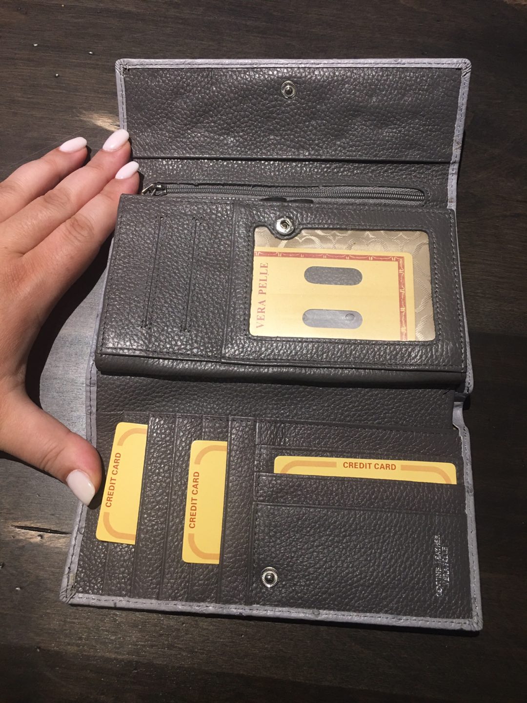 Genuine Italian Leather Wallet image indicator(3)