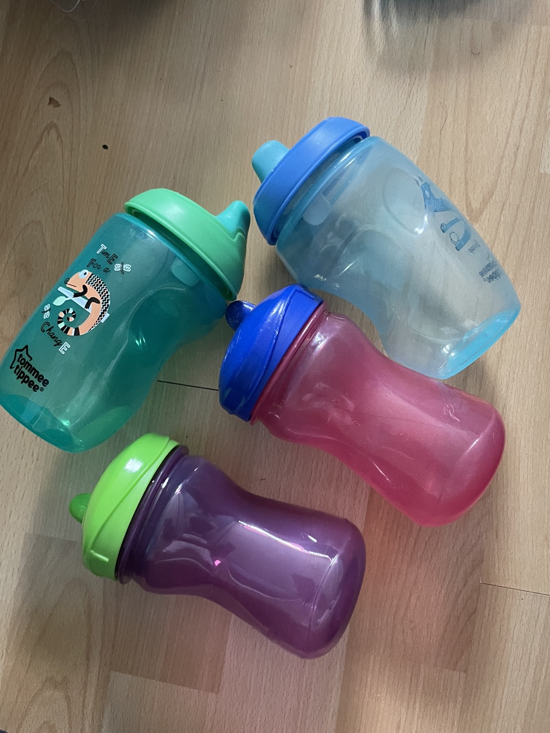 Baby sippy cups  #freecycle thumbnail