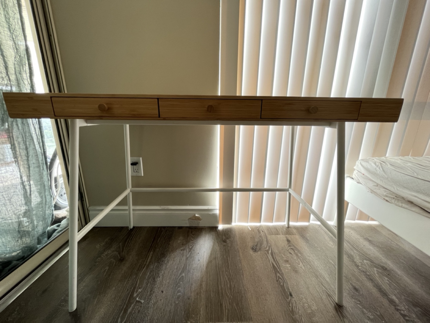 Ikea LILLÅSEN desk