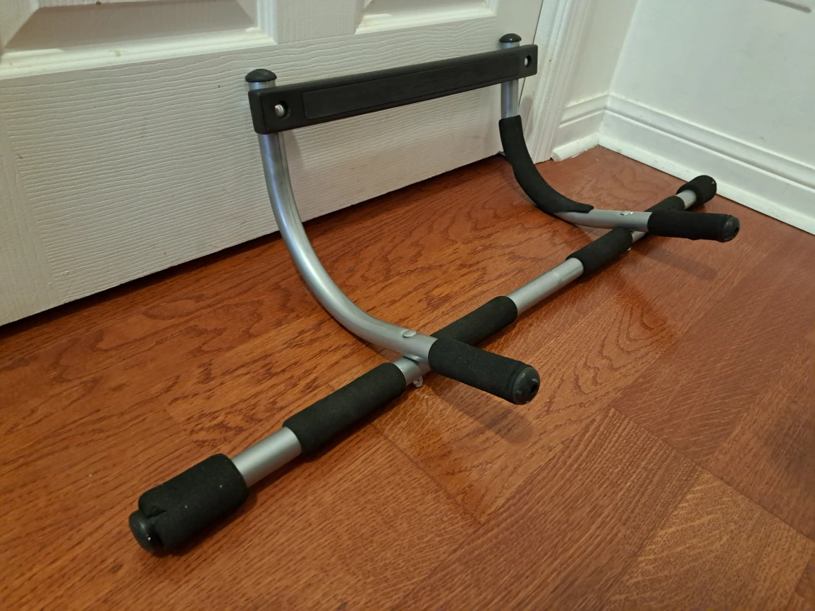 Chin up Pull up Bar Door Frame