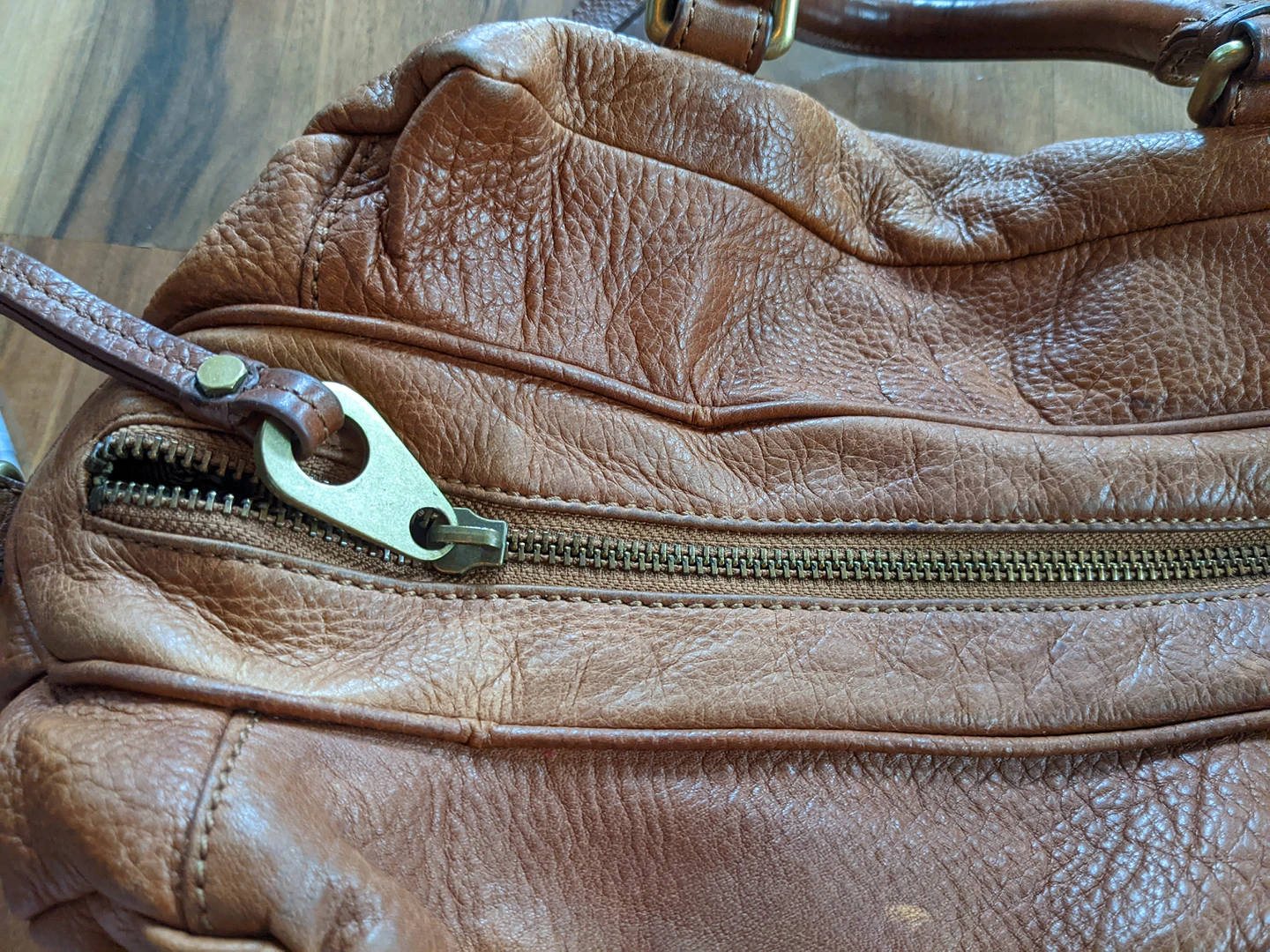 Marc by Marc Jacobs Leather Classic Q Groove Shoulder Bag - photo 3
