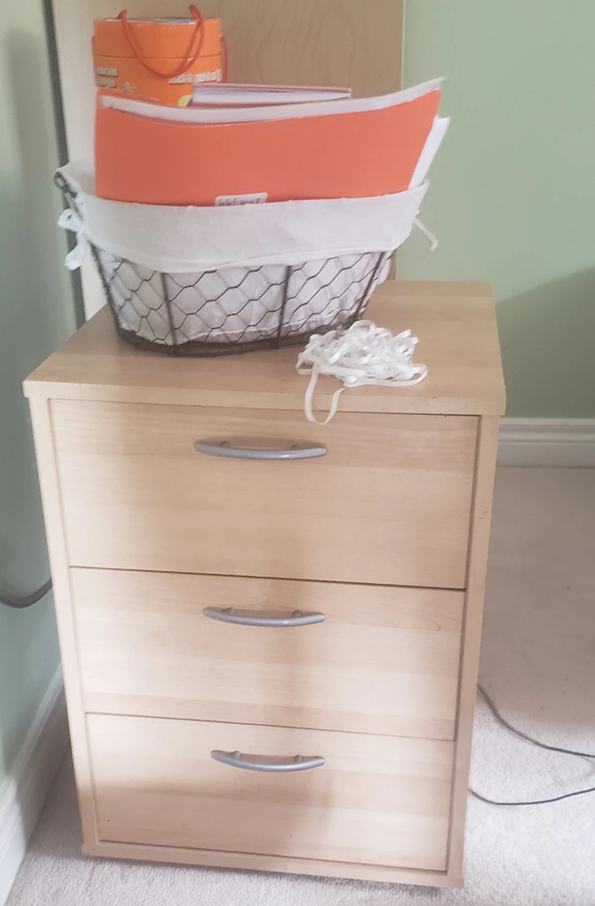 twin bed, mattress and side drawer. ikea - photo 2