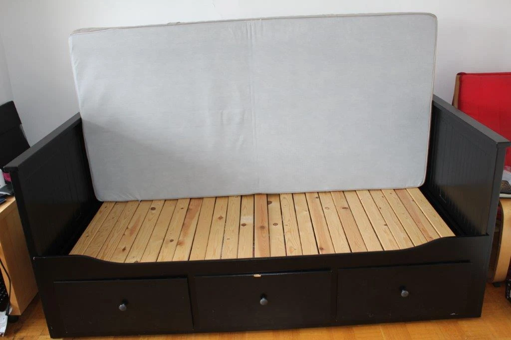 Ikea Hemnes Daybed Frame with 3 drawers( mattress not included)