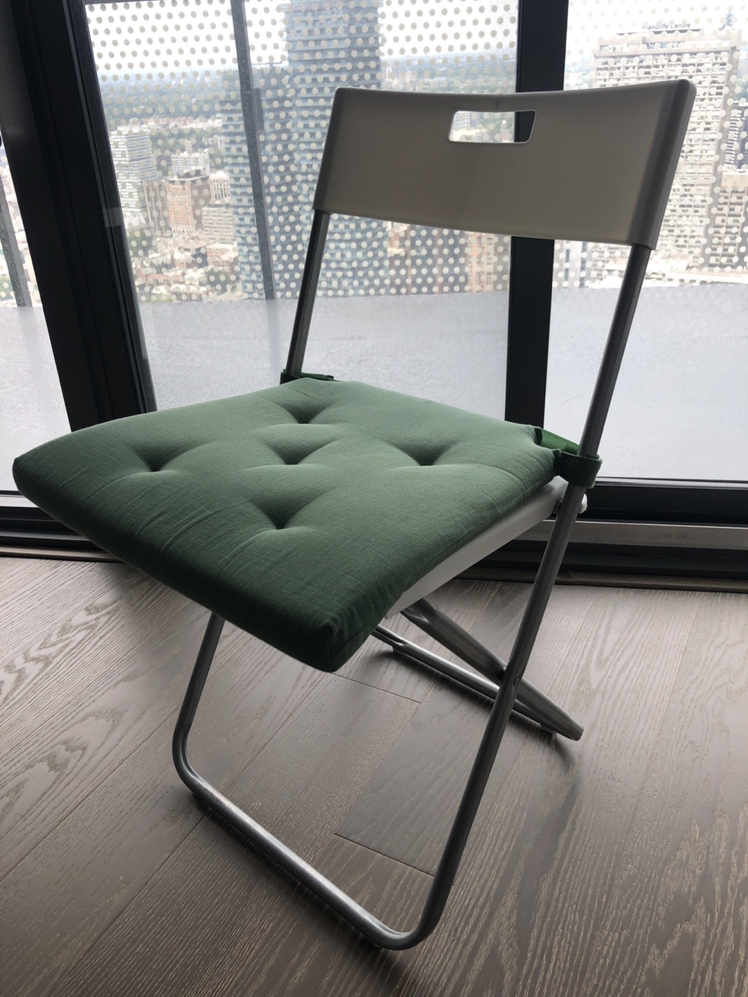 IKEA GUNDE Folding chair, with chair pad