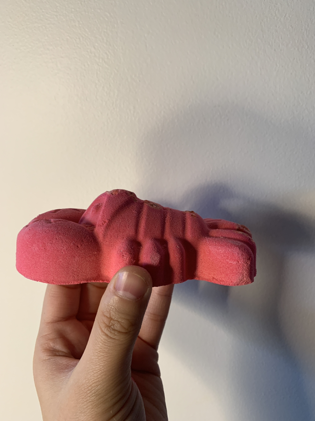 Lush - unused lobster bath bomb - photo 3