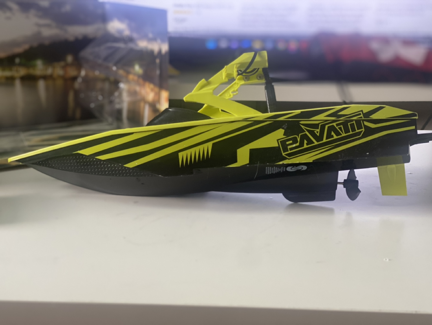 RC boat 1:18 scale lithium battery -USB charger 45cm /17.7inch - photo 4