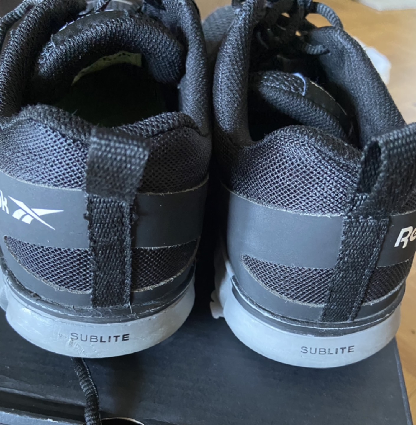 Like new Reebok steel toe shoes.            Size:7.5 - photo 2