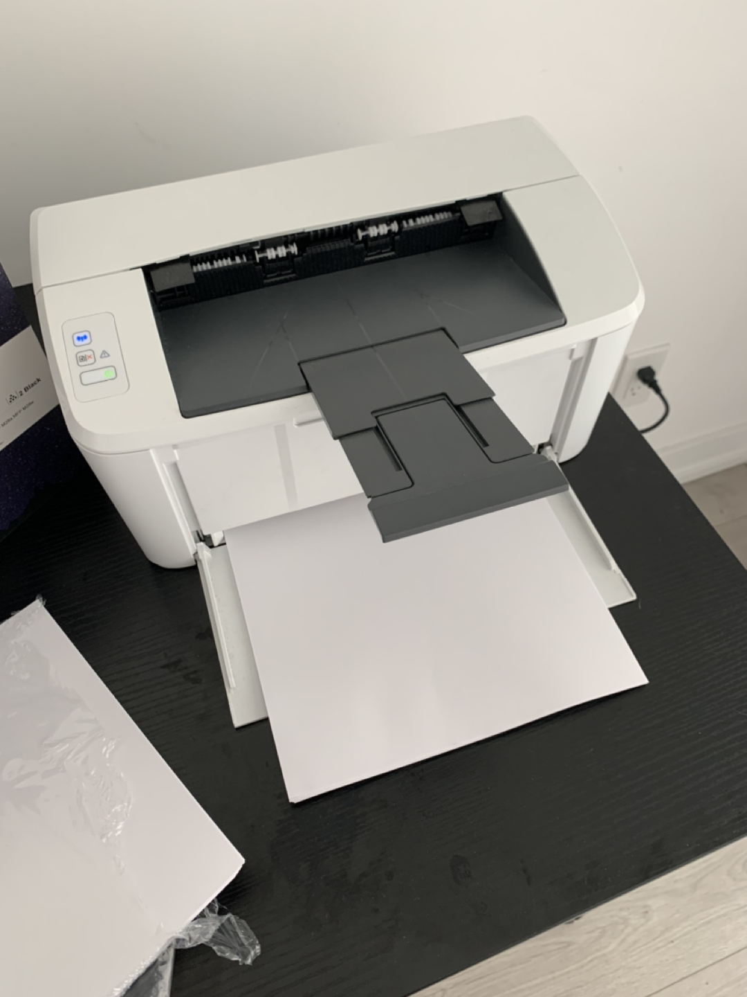 HP LaserJet Pro M15w Printer - photo 2