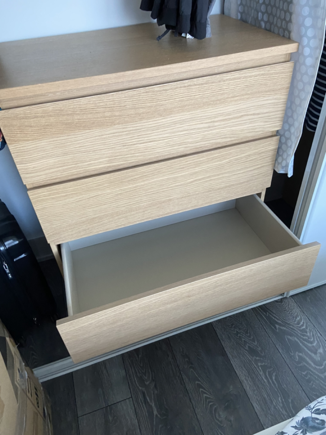 MALM Ikea dresser
