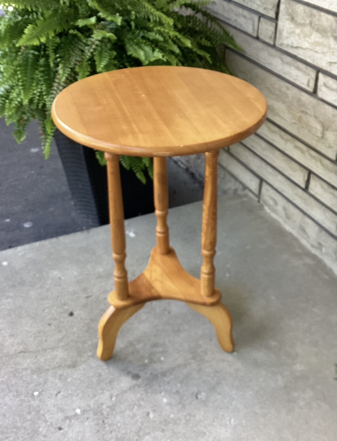 Round Accent Table