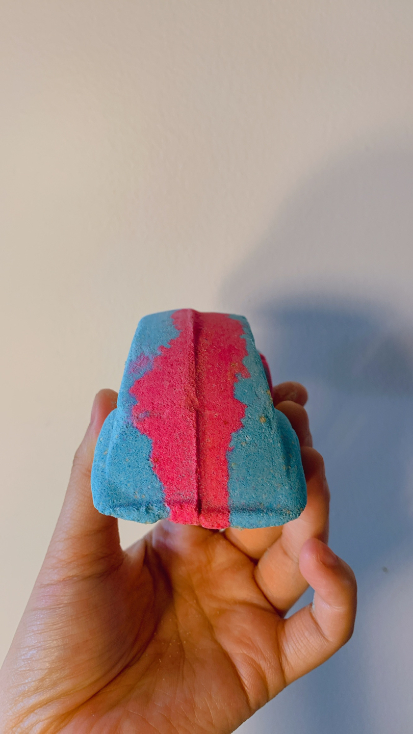 Lush - unused Love Bug bath bomb - photo 4