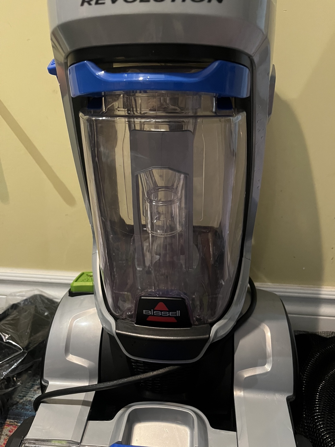 Bissell ProHeat 2X Revolution Pet Pro Full-Size Carpet Cleaner - photo 4