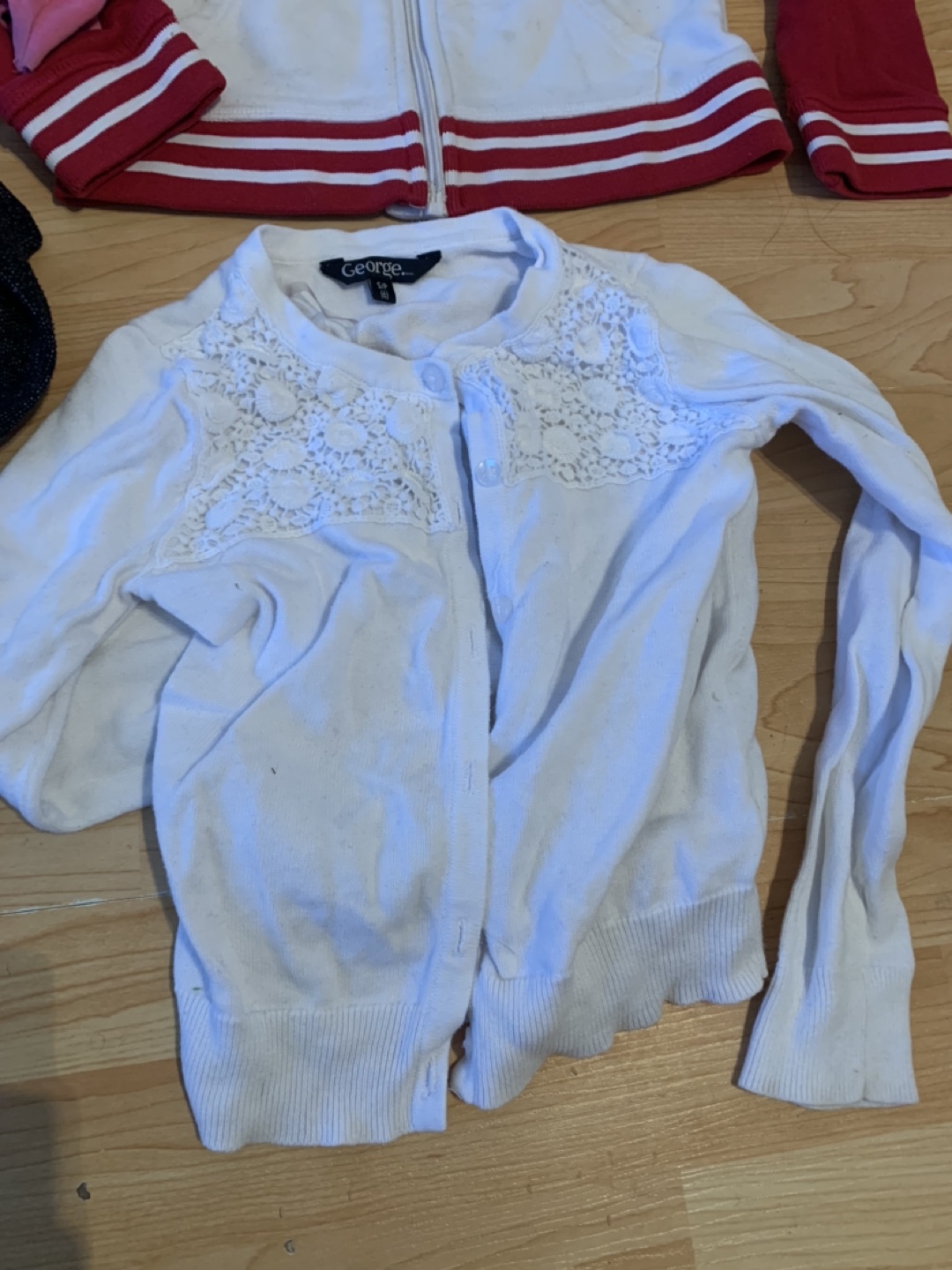4T, 5T Hoodie - photo 5