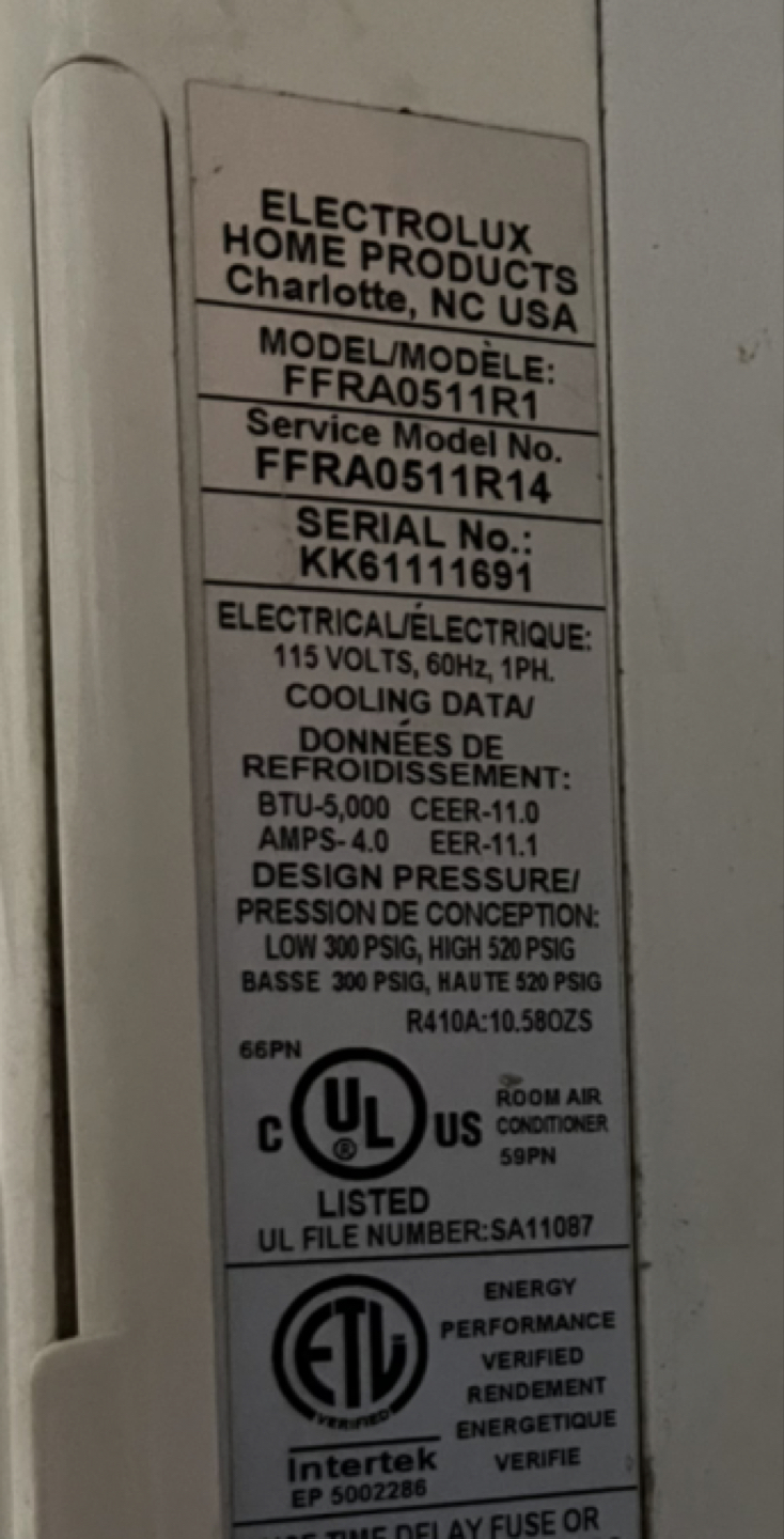 Frigidaire Window Air Conditioner - photo 4