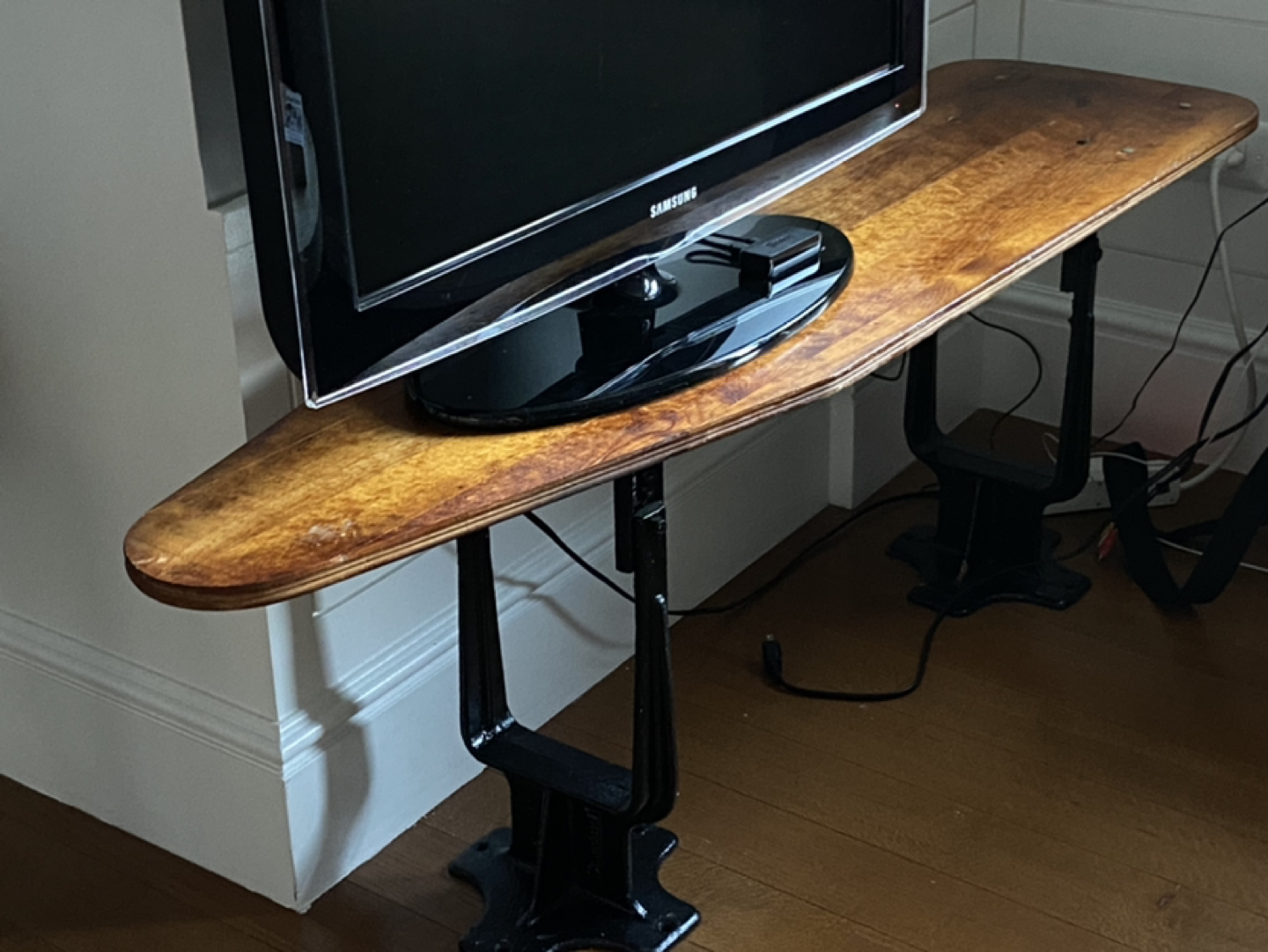 Antique ironing board - photo 2