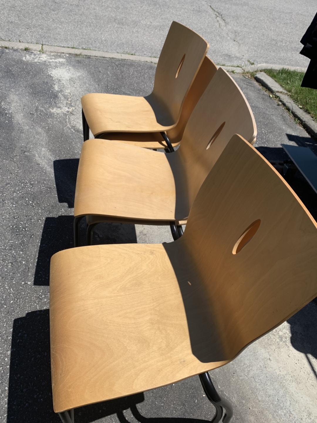 Wooden chair - photo 2