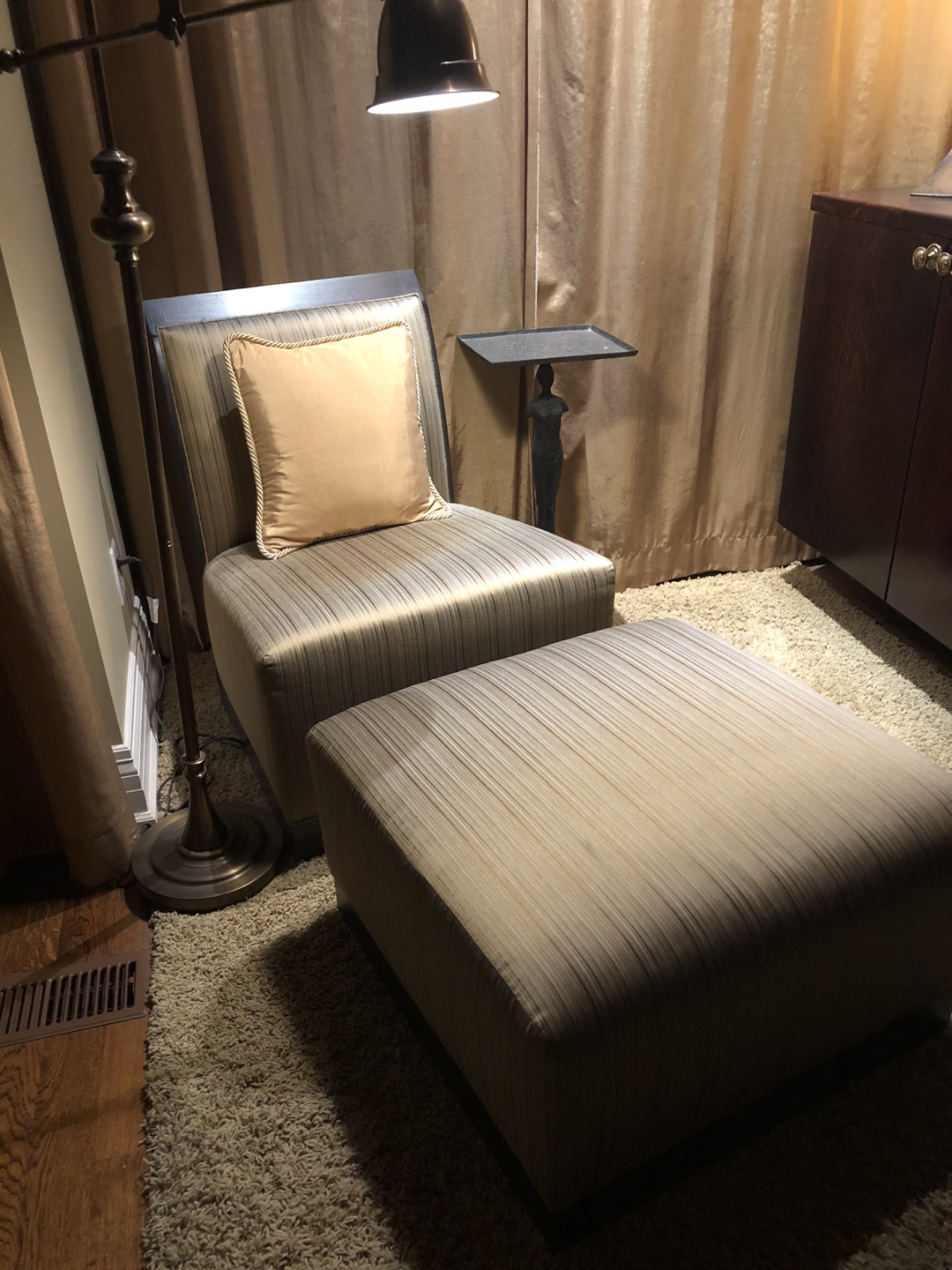 Lounge Chair & Ottoman