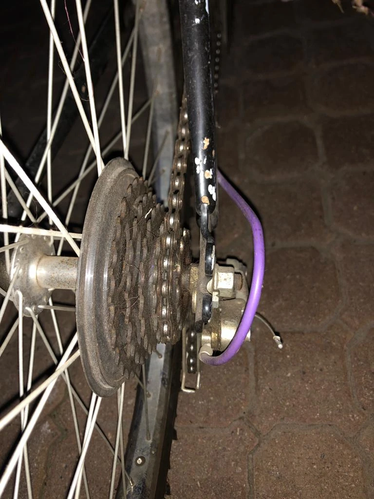 24in CCM Pursuit '90s vintage mountain bike image indicator(4)