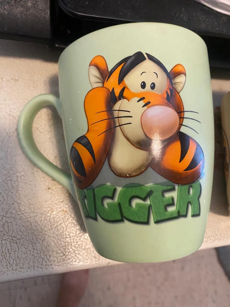 beautiful collectable tigar .ug