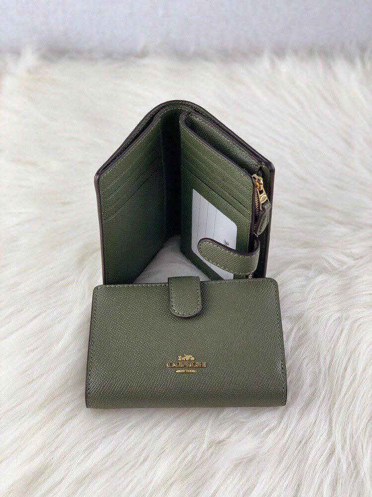 coach medium wallet green thumbnail