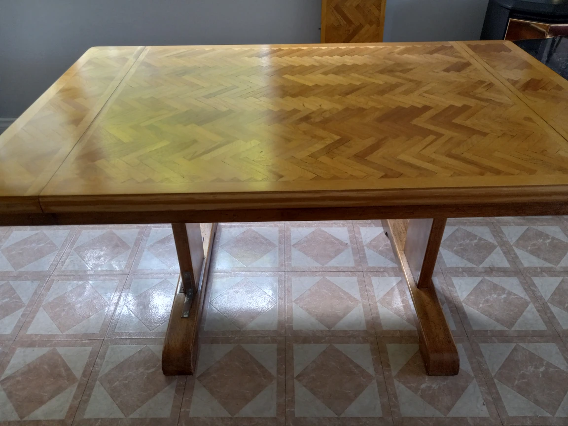 Dining extendable table thumbnail