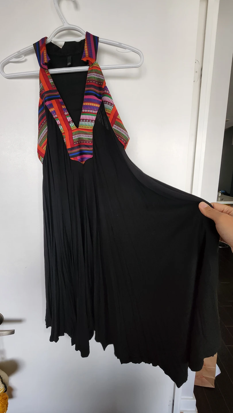 Black flowy dress (M) image indicator(3)