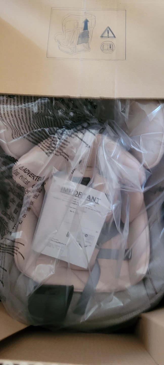 peg perego brand new in box car seat
